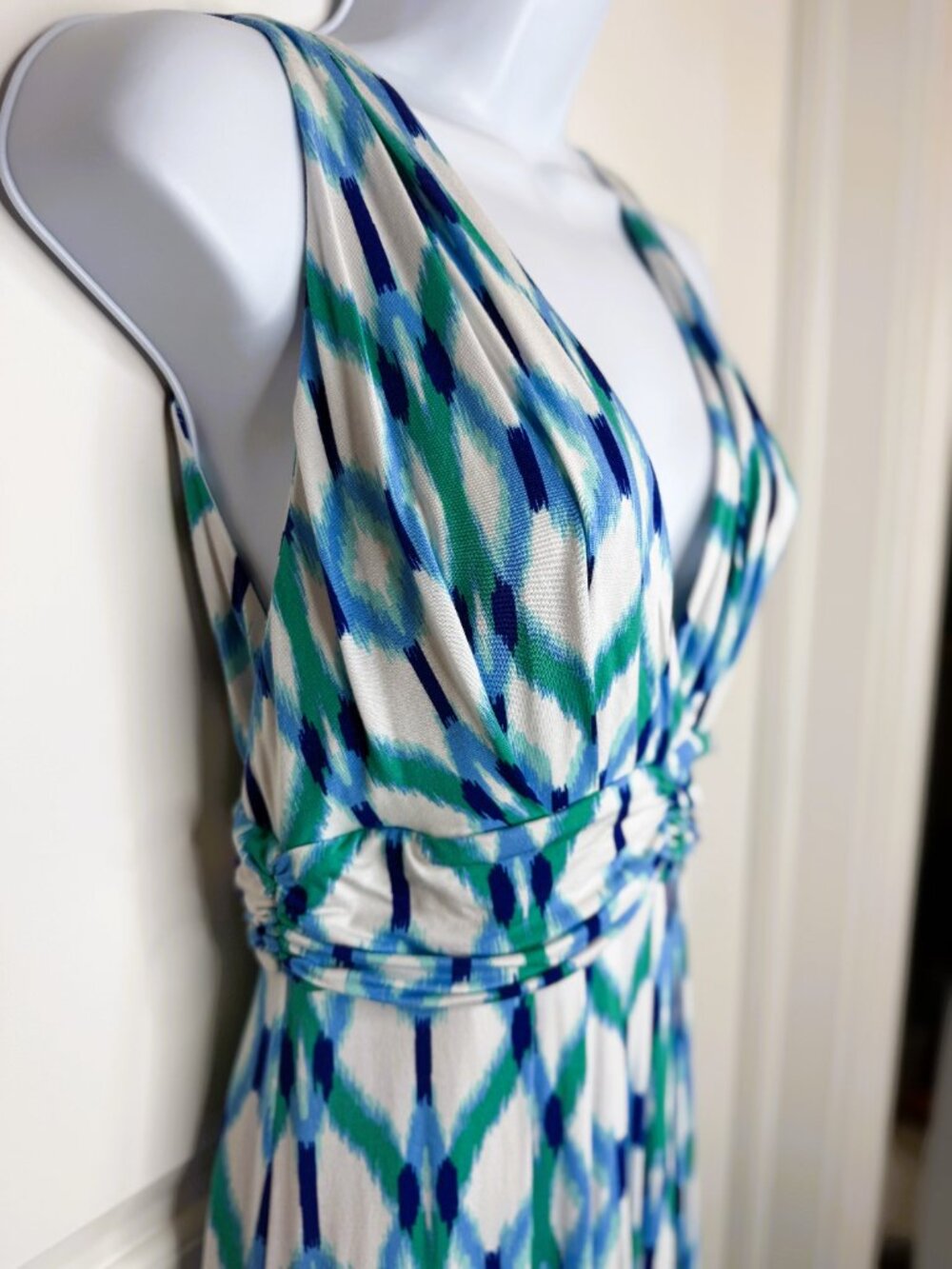 TART Blue Green Ikat Print Plunge V Neck Maxi Dress Size Medium - Picture 5 of 15